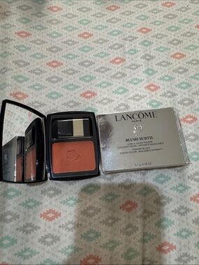 Blush Subtil Powder Blush in Warm Terracotta